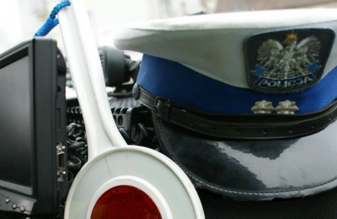 {Policjanci z Ełku zatrzymali samochód, za którego kierownicą siedział 11-letni chłopiec.}
