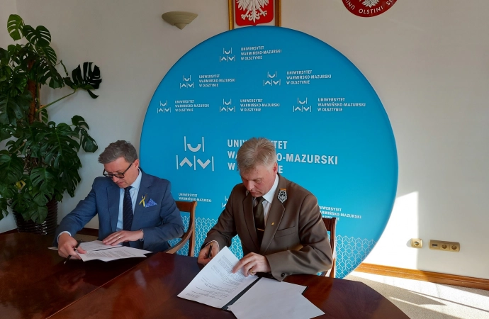 {Uczelnia podpisała nowe porozumienie o współpracy z Regionalną Dyrekcją Lasów Państwowych w Olsztynie.}