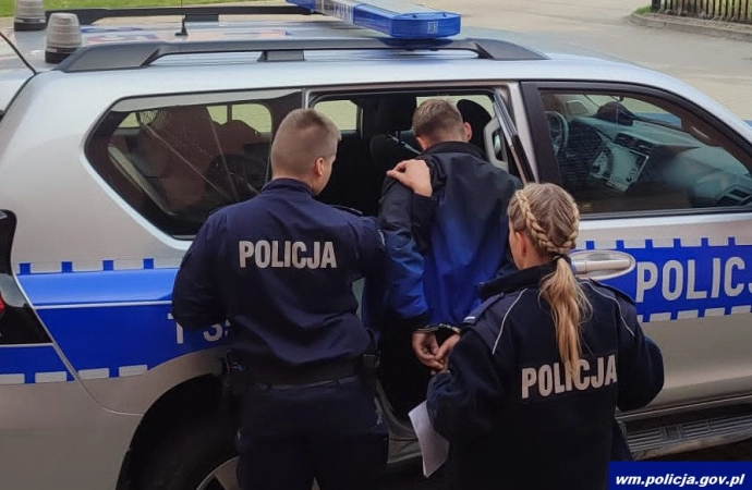 {25-letni mieszkaniec powiatu braniewskiego został aresztowany.}